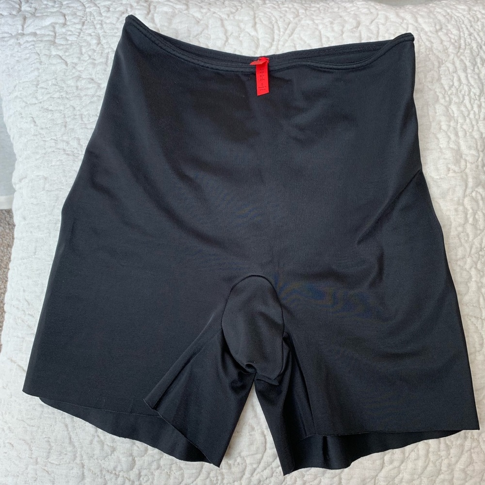 Spanx Simplicity Shorts Shaper